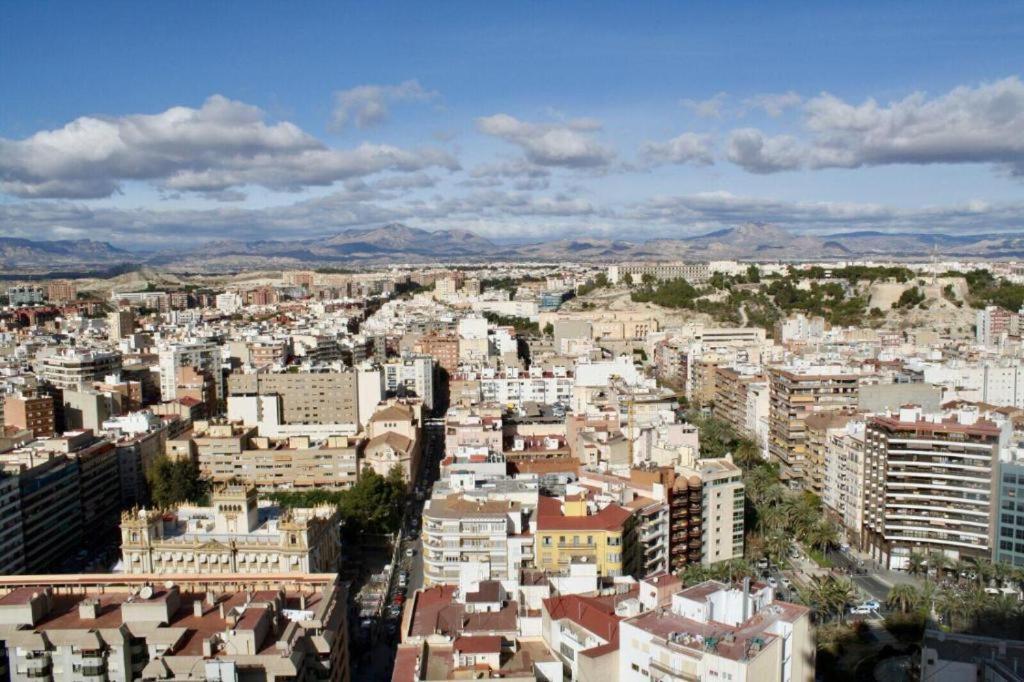 Incredible Apartment Alicante Eksteriør bilde
